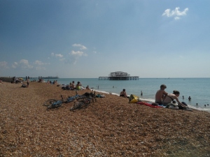 The sun shines on the UK (Brighton beach)